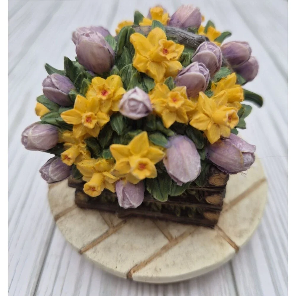 Basket of Purple Tulips & Yellow Daffodil Flowers Jar Candle Topper Vtg Style